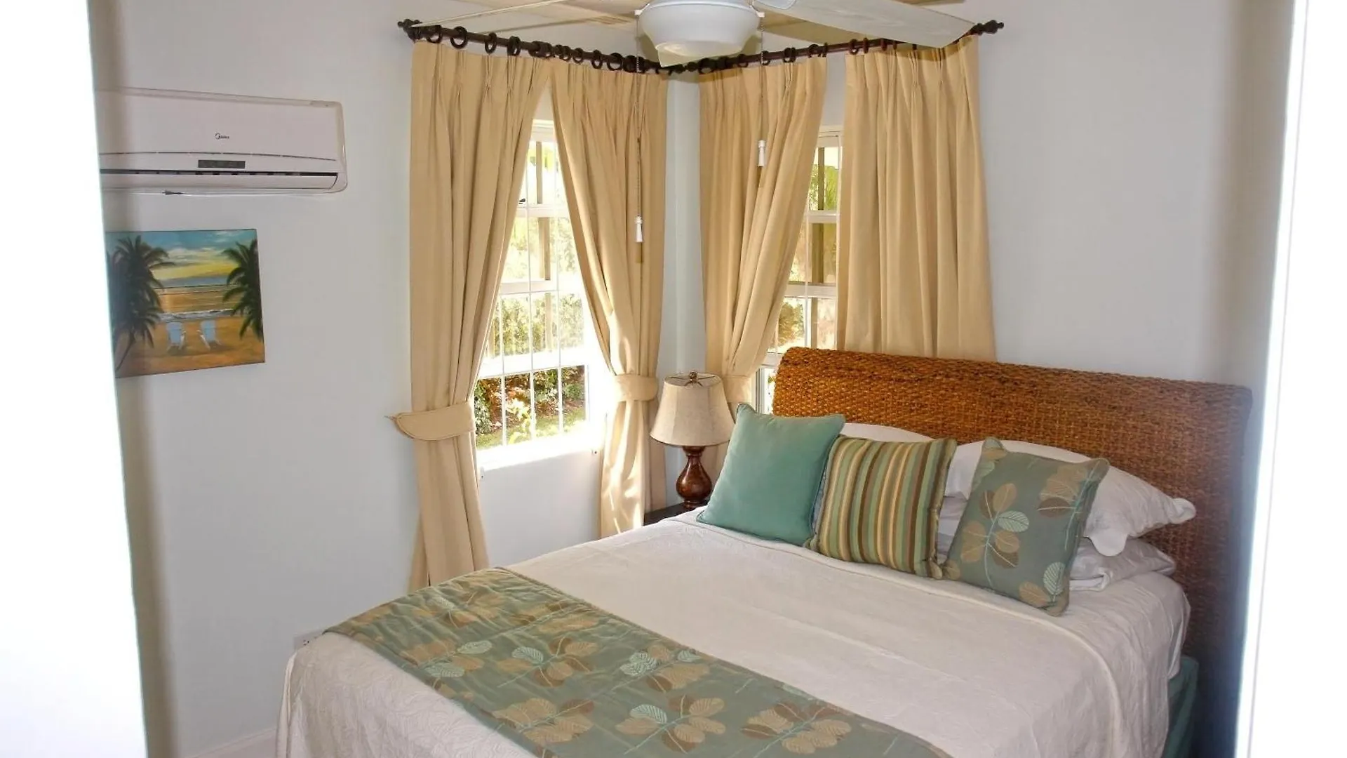 ZenBreak Silver Sands Villa 2 Christ Church